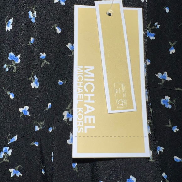 Michael Kors Navy Blue Floral Skirt | Size: XL - Picture 3 of 6